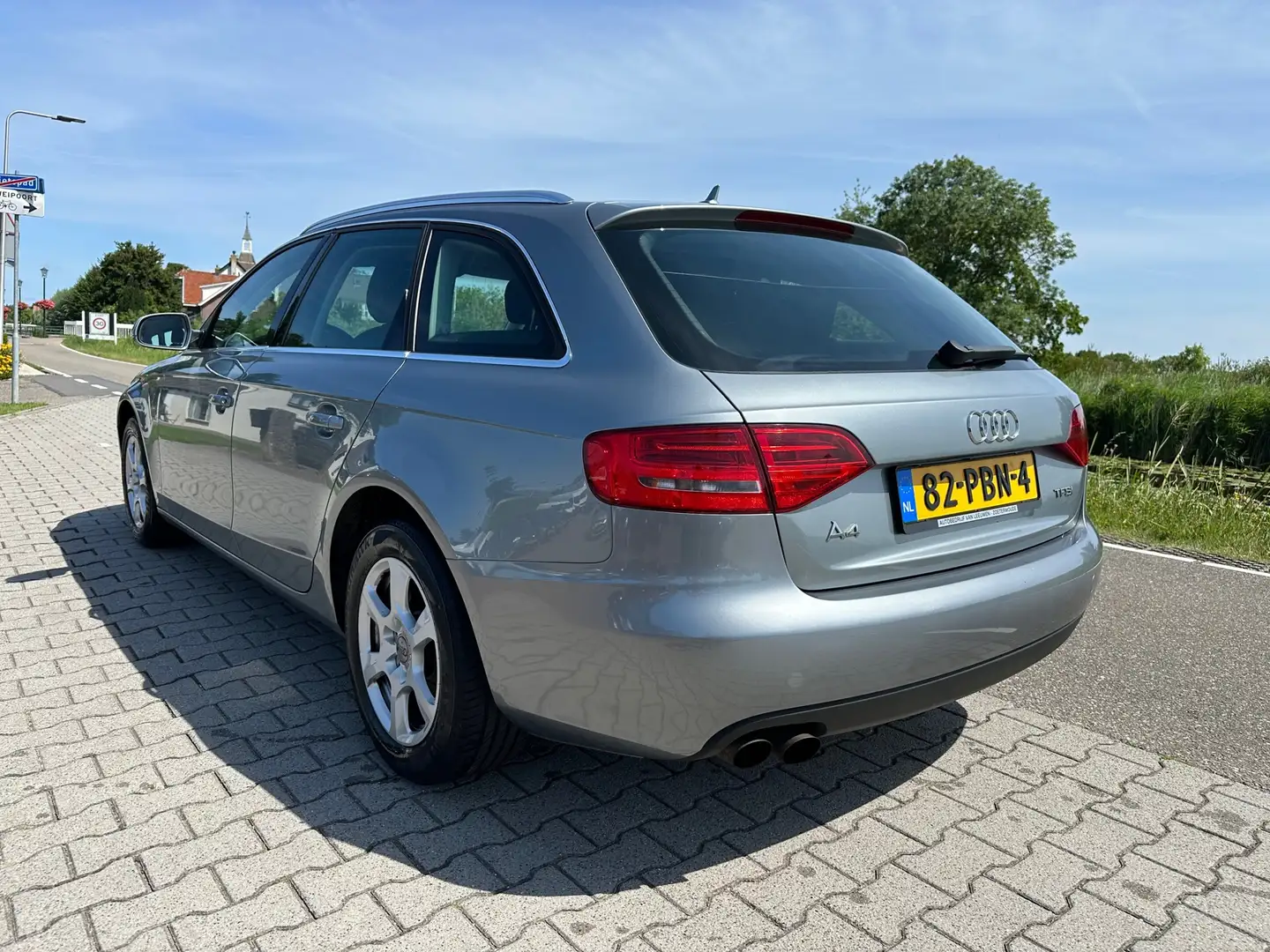 Audi A4 Avant 1.8 TFSI Pro Line Business Navi, Cruisecontr Grijs - 2