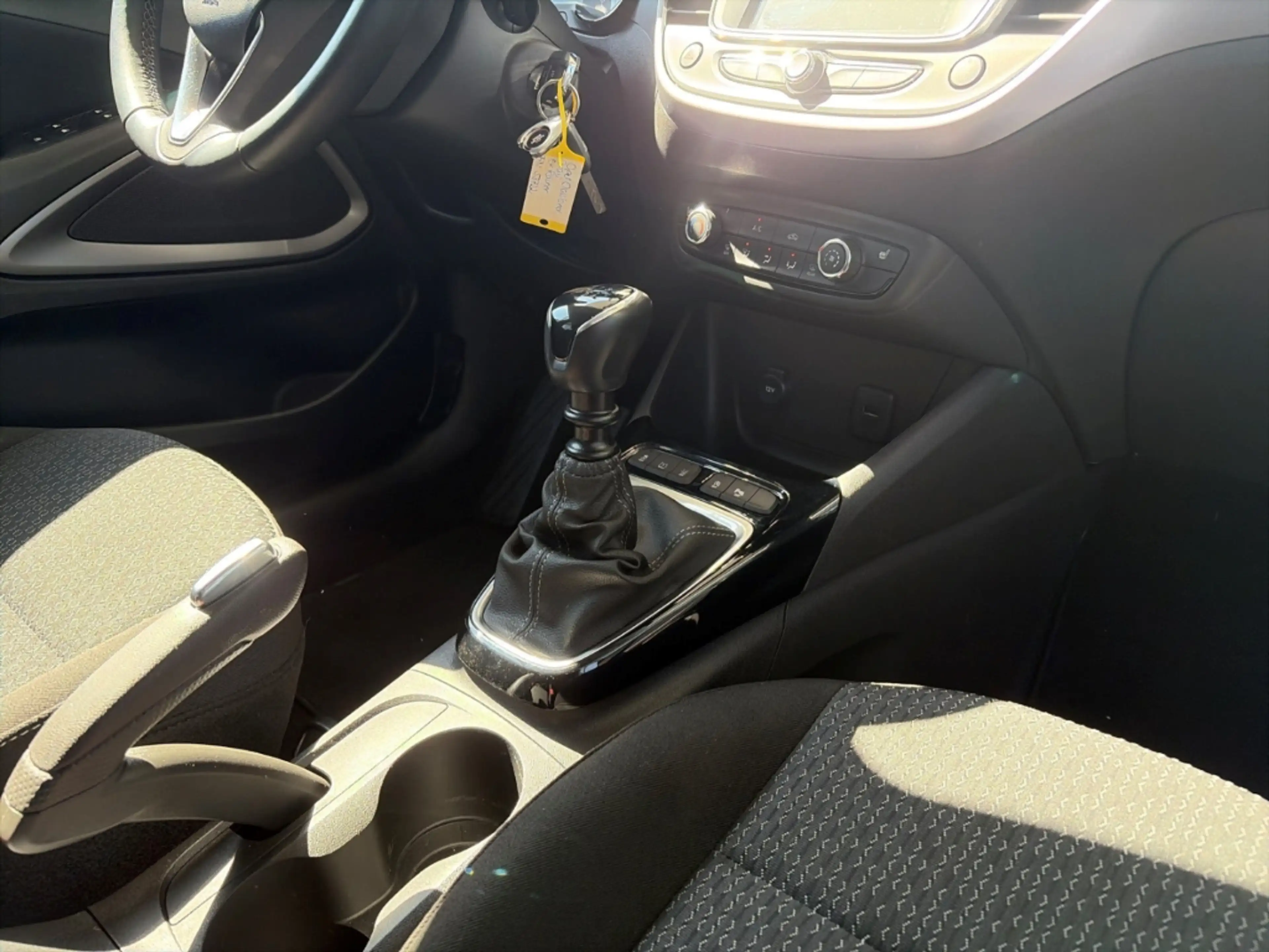 Opel Crossland Enjoy 1.2 Turbo Rückfahrkamera Carplay Allwetterre — photo 8