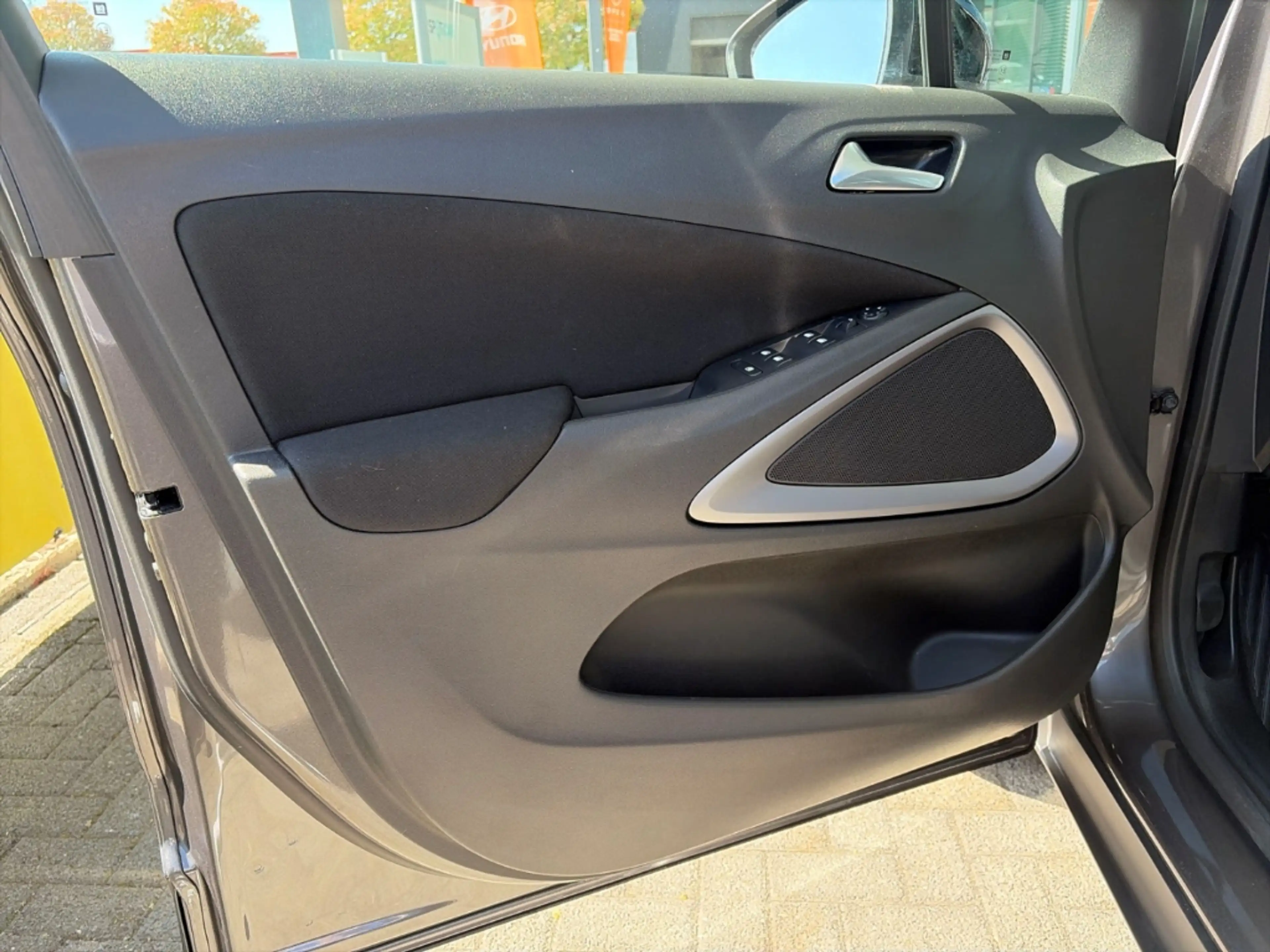Opel Crossland Enjoy 1.2 Turbo Rückfahrkamera Carplay Allwetterre — photo 11