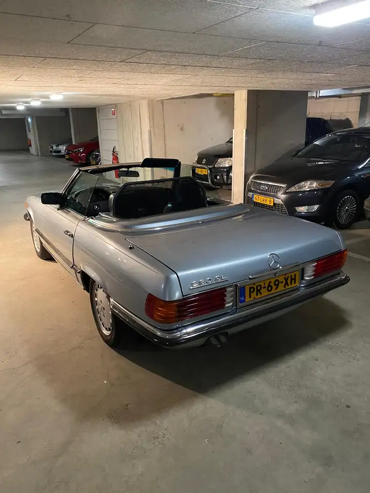 Mercedes-Benz SL 280 R107, foto 4