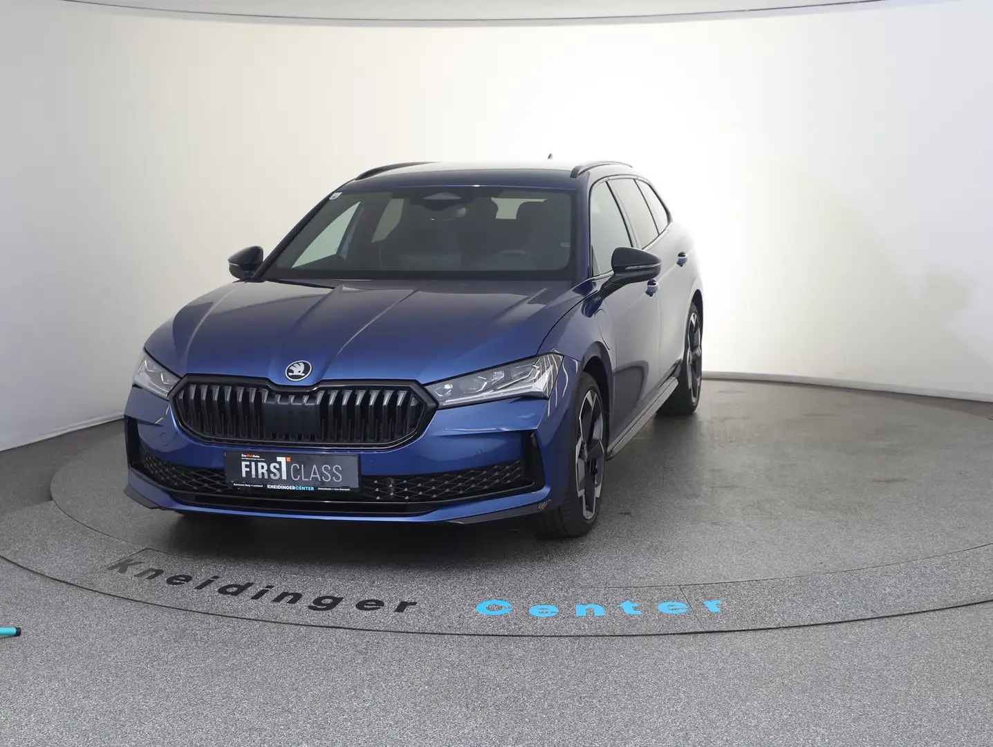 Skoda Superb Sportline iV TSI DSG Blau - 2