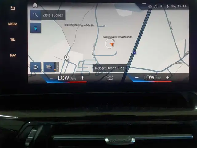BMW iX1 view 12