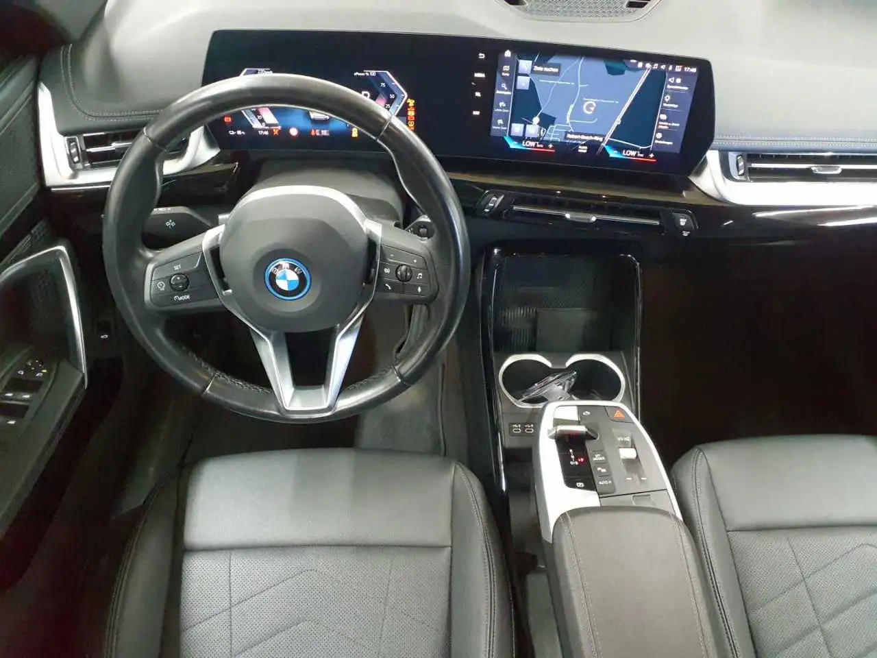 BMW iX1 xDrive30 xLine Navi SHZ Leder LED, миниатюра 9