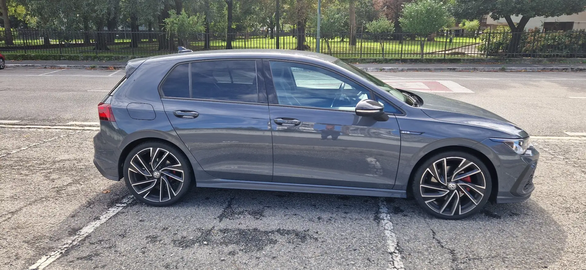 Volkswagen Golf GTD - 2