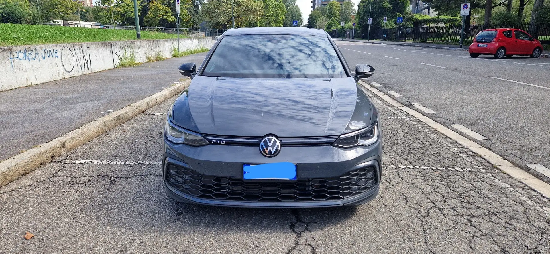 Volkswagen Golf GTD - 1
