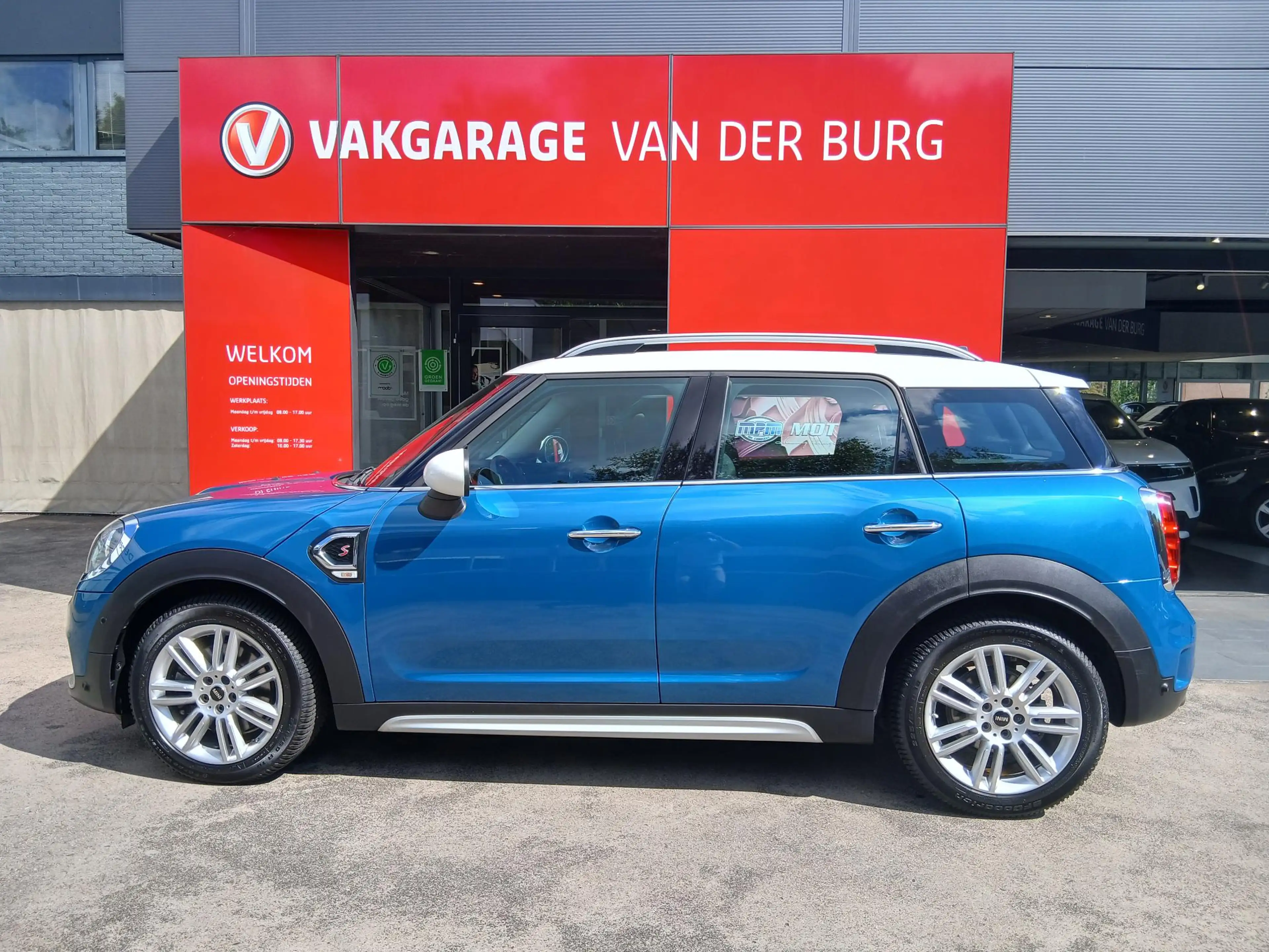 MINI Cooper S Countryman 2.0 Night Jack Edition Pano — photo 8