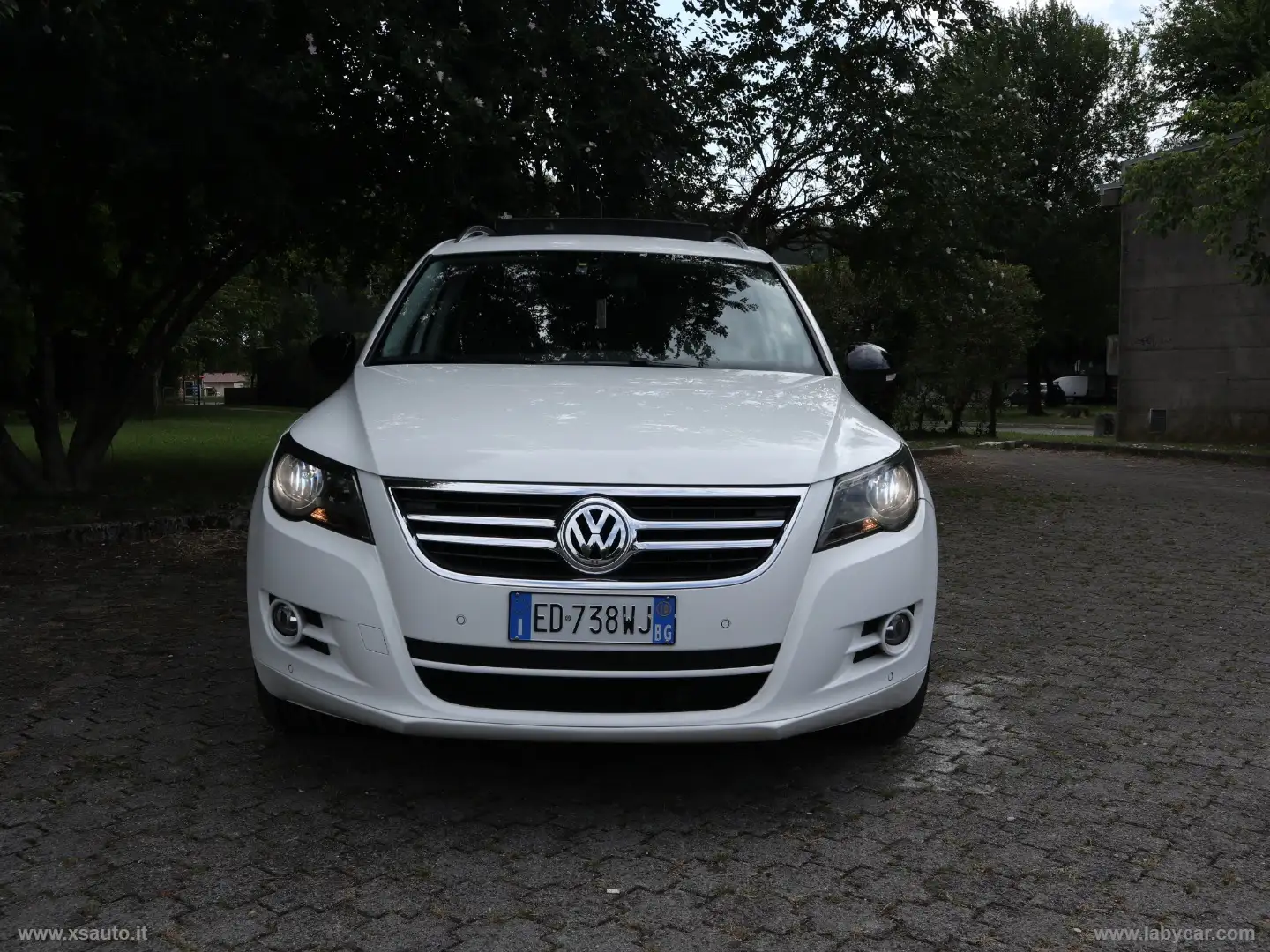 Volkswagen Tiguan 2.0 TDI 4MOTION DSG R-Line Blanc - 2