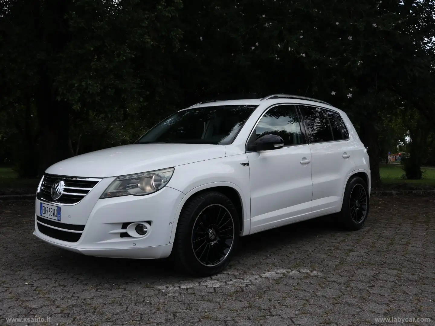 Volkswagen Tiguan 2.0 TDI 4MOTION DSG R-Line Blanc - 1