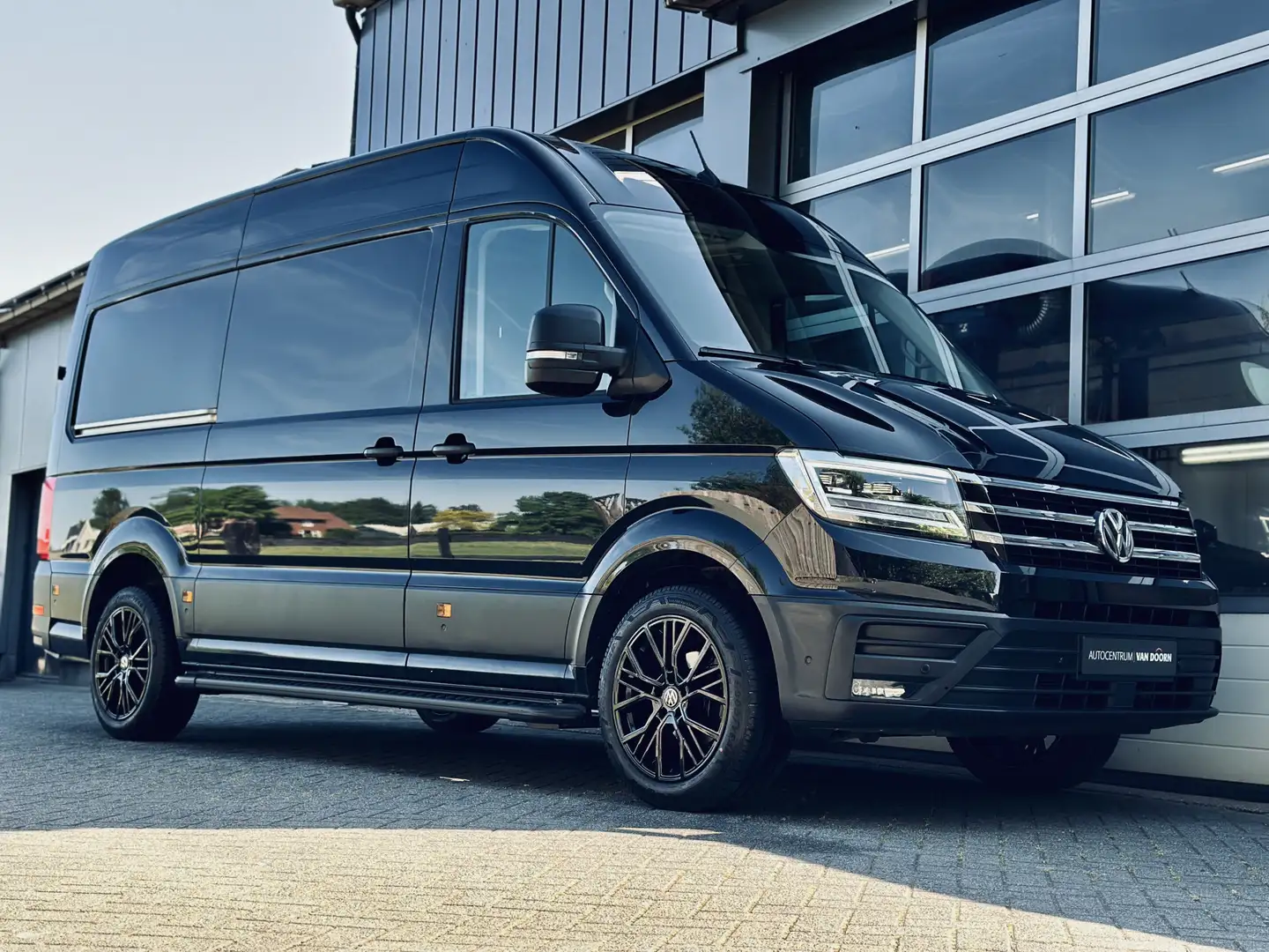 Volkswagen Crafter 2.0 TDI 177pk | DSG | L3H3 | LED | Navi | Adapt Cr Nero - 1