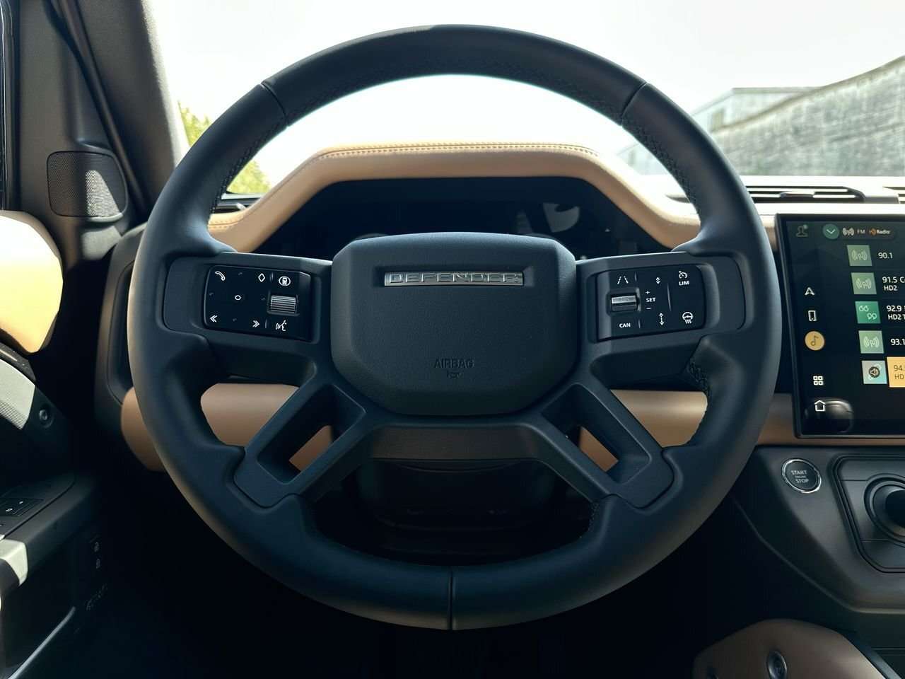 2026 Land Rover Defender 110 X-Dynamic SE Extended Black Exterior Pack | 22 thumb 21