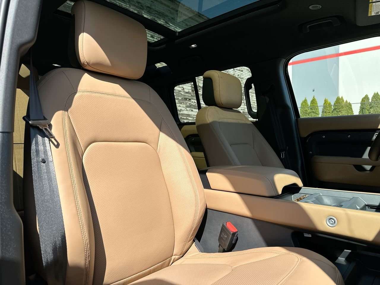 2026 Land Rover Defender 110 X-Dynamic SE Extended Black Exterior Pack | 22 thumb 30