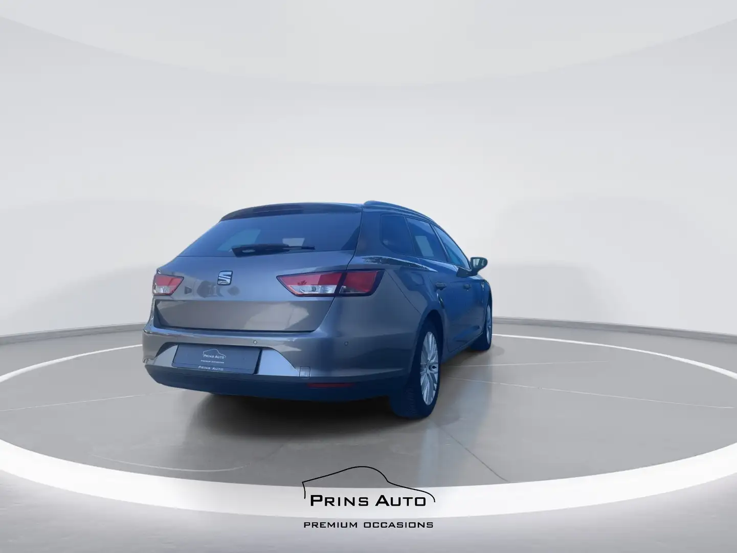SEAT Leon ST 1.4 TSI FR |STOELV|CLIMA|CRUISE|NAVI| 2872 Szürke - 2