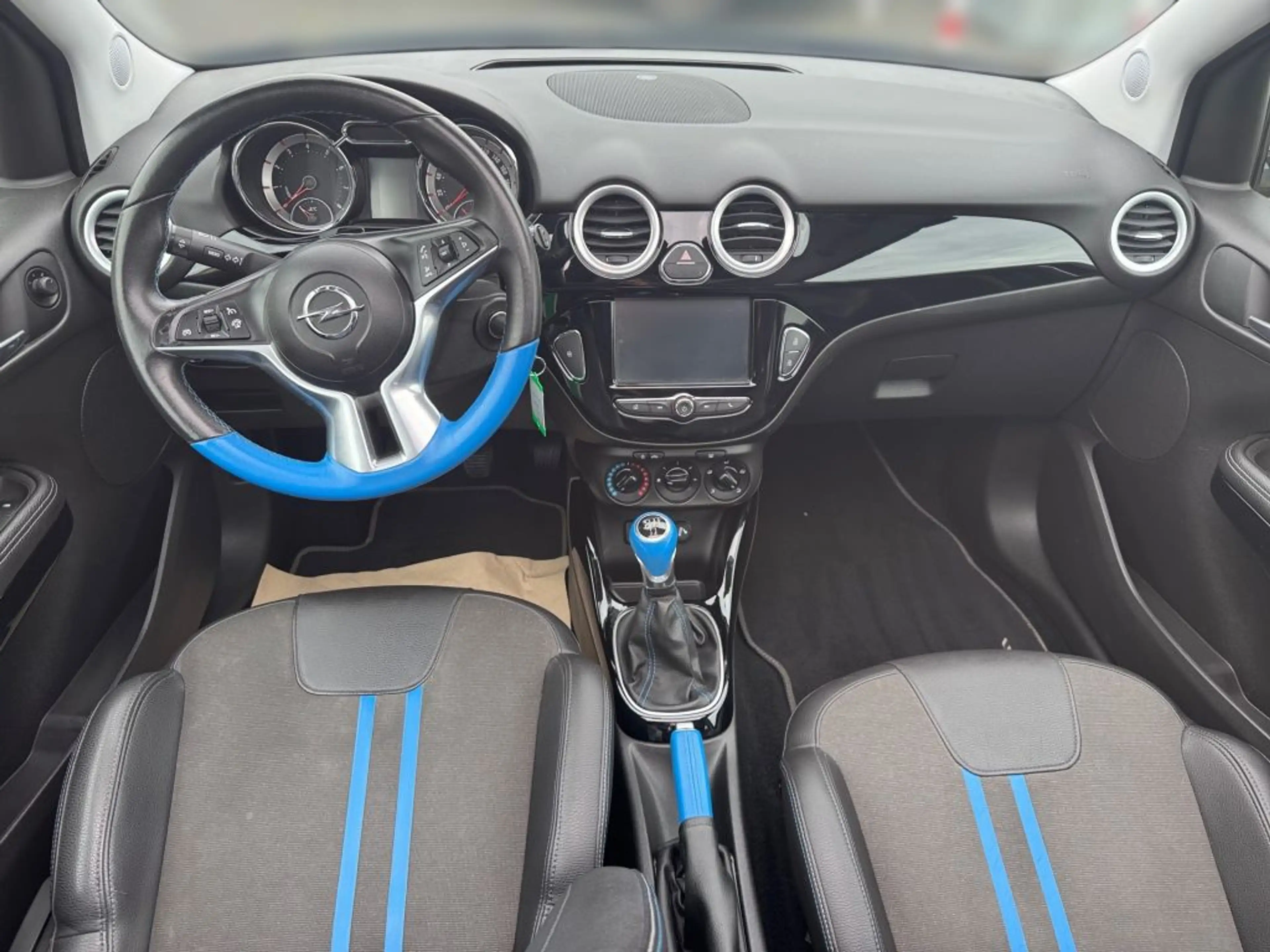 Opel Adam 1.2 Open Air — photo 10