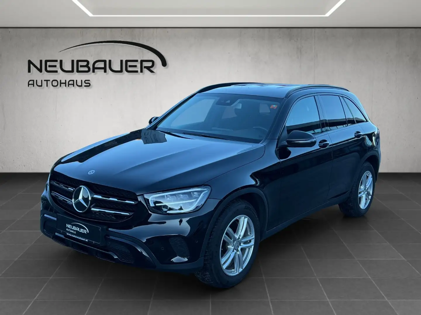 Mercedes-Benz GLC 200 d 4MATIC PTS Shz eHeck MBUX RKam Klima Schwarz - 1