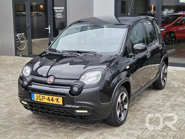 Fiat Panda 1.0 Hybrid City Cross Hoge instap