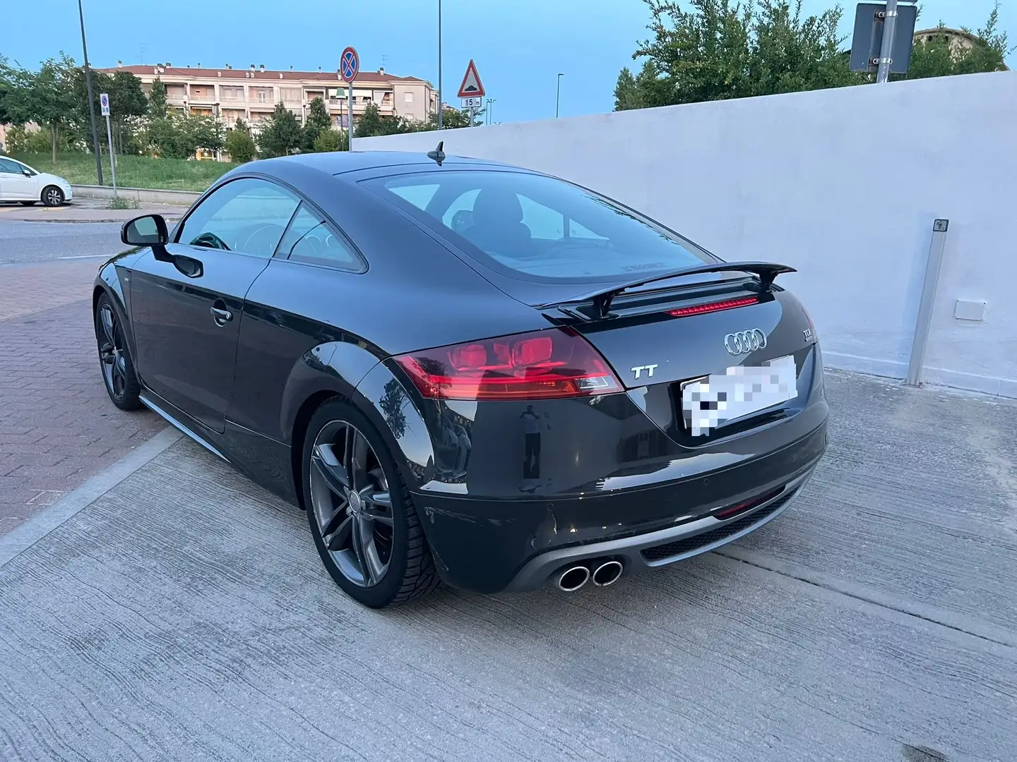 Audi TT Coupe 2.0 tdi quattro - 1