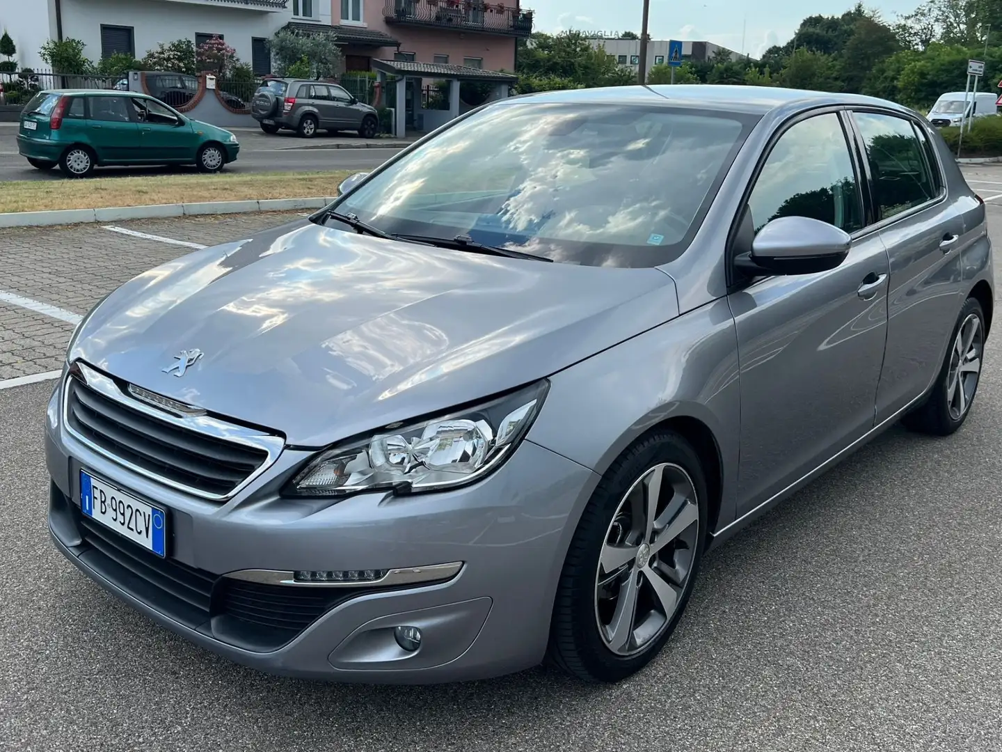 Peugeot 308 5p 1.6 bluehdi Business s&s 100cv Grigio - 2