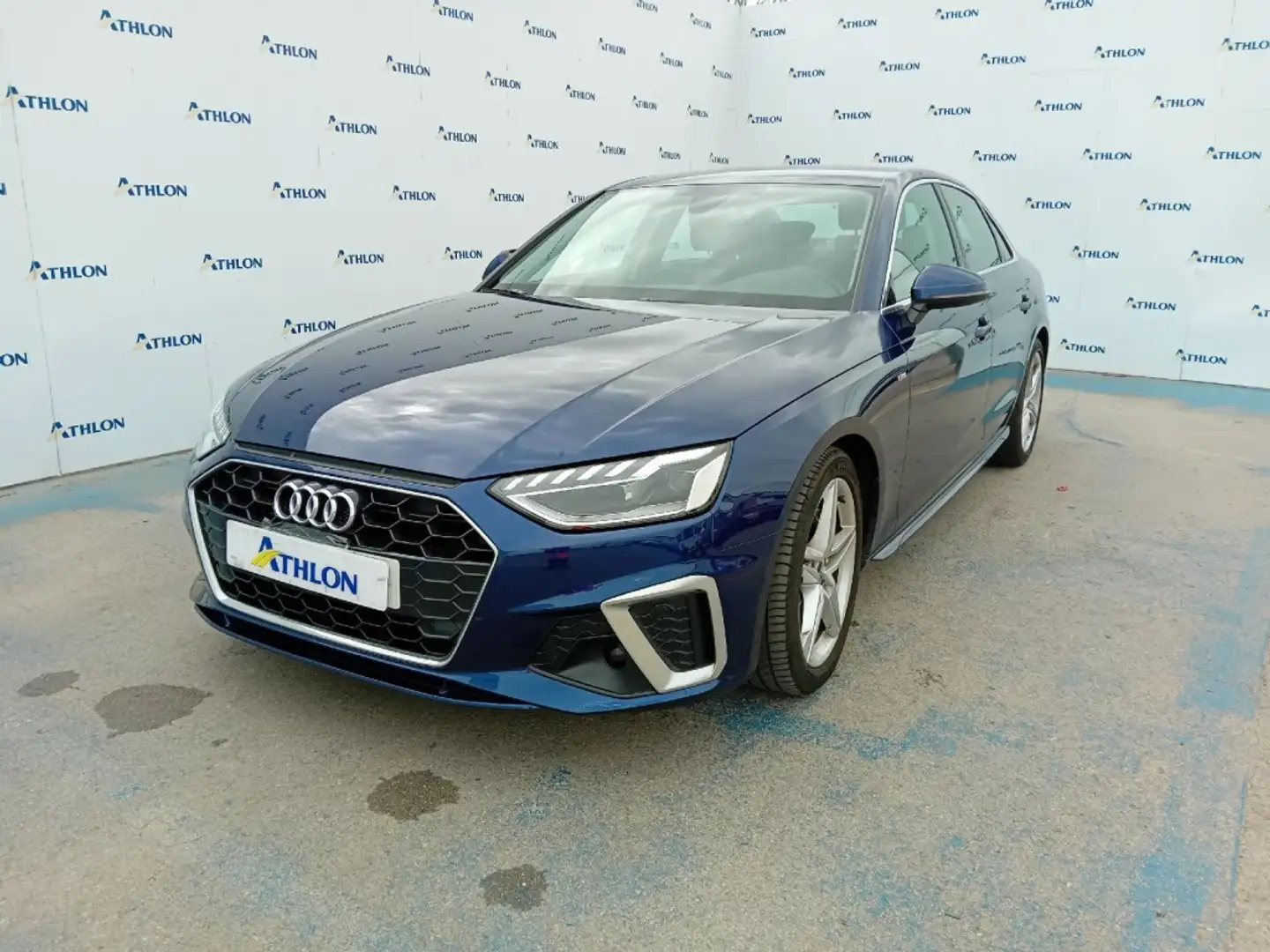 Audi A4 40 TFSI S line S tronic 150kW Bleu - 1