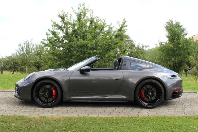 Porsche 992 Targa 4 GTS | Sport Design | Vierradlenkung