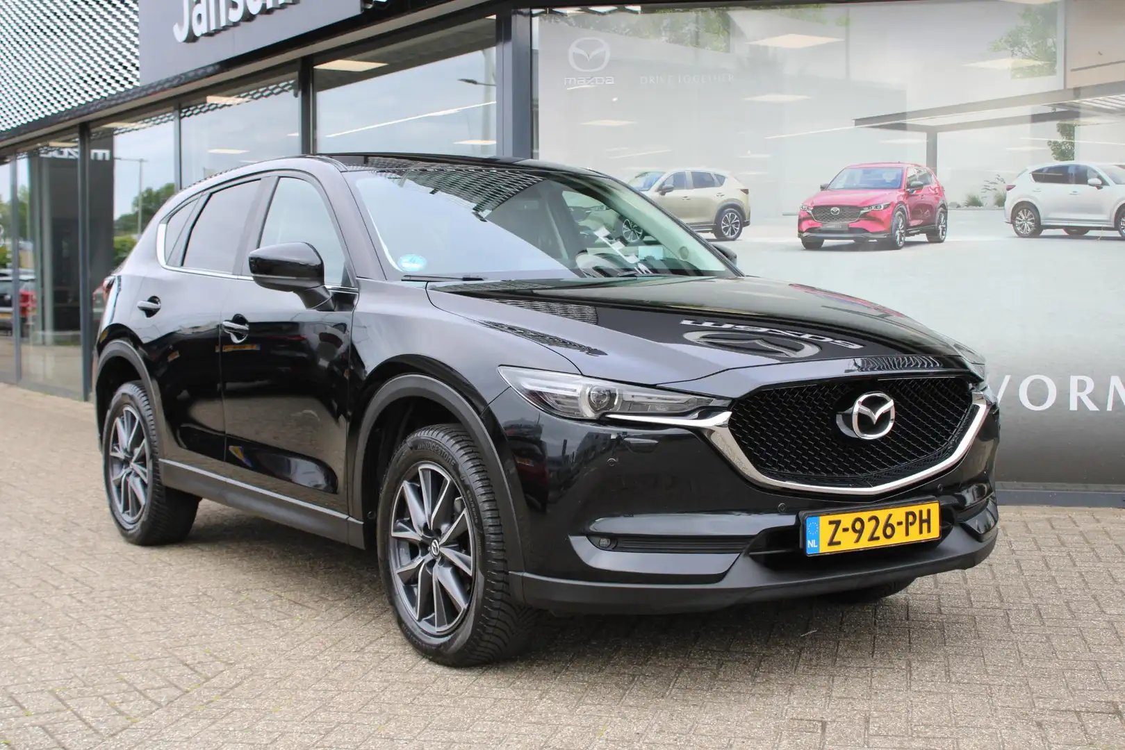 Mazda CX-5 2.0 SkyActiv-G 165 TS+ , Trekhaak, Navi, Cruise, C Zwart - 2