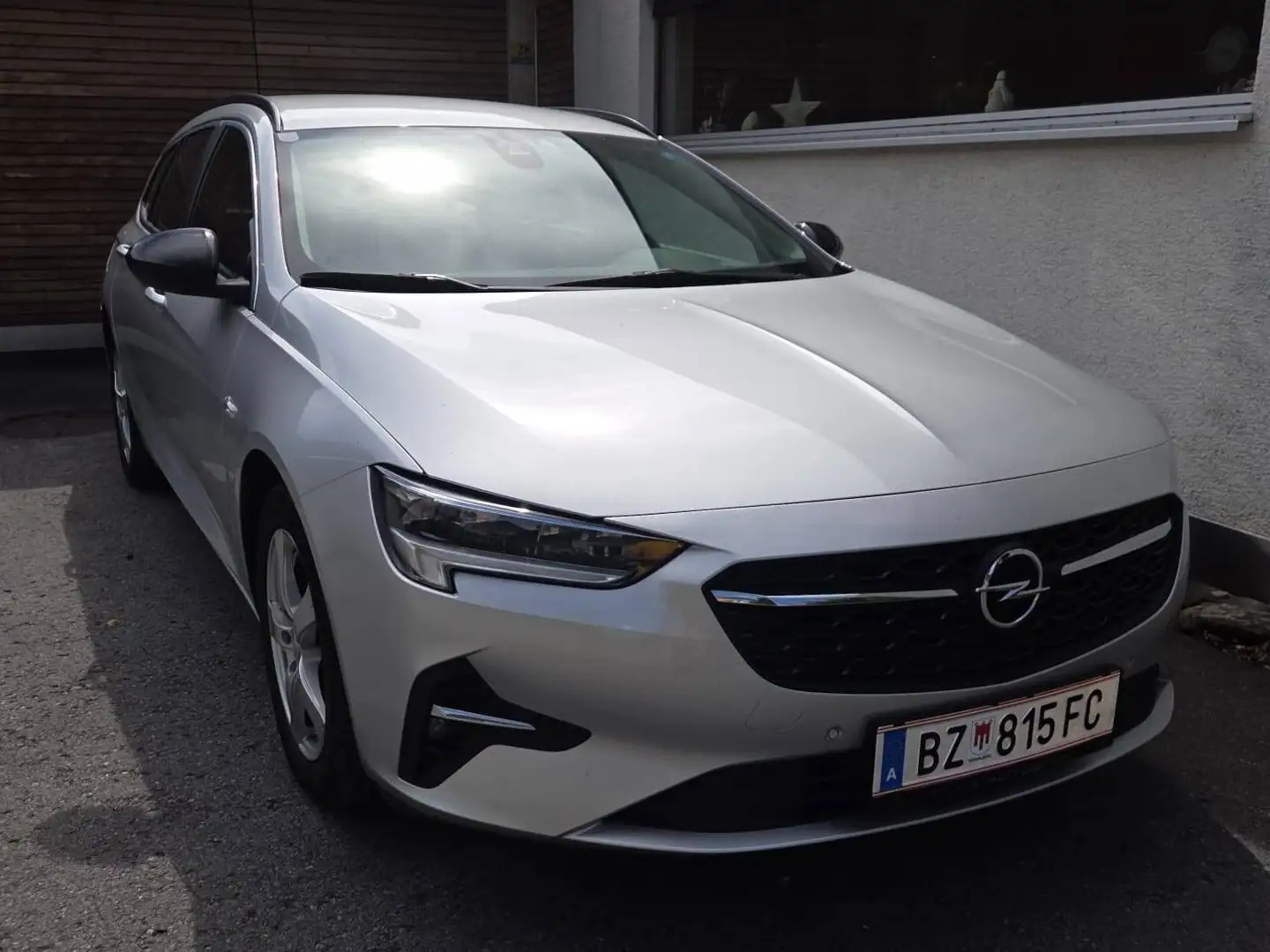 Opel Insignia Insignia ST 1,5 CDTI DVH Edition Aut. Edition Grau - 1