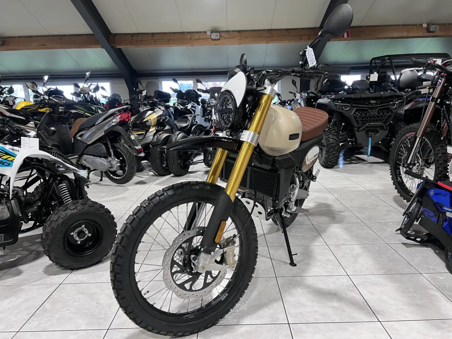 Fantic Caballero 125 RALLY Beige - 2
