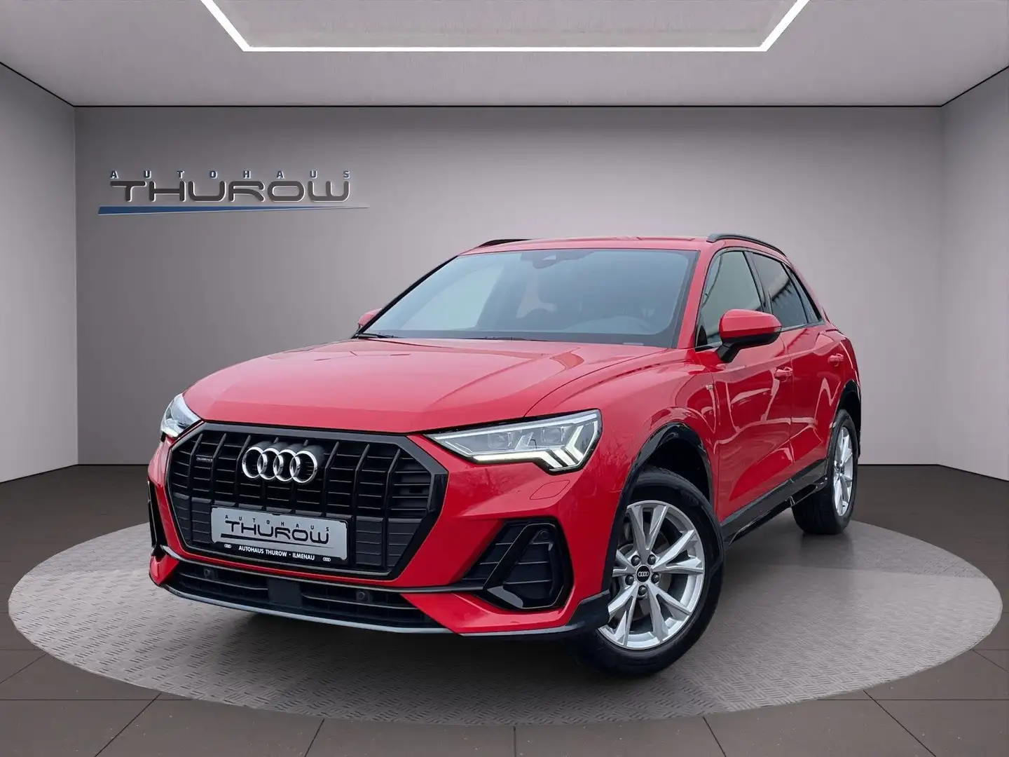 Audi Q3 40 TDI quattro s-line Matrix LED Navi APS Rojo - 1
