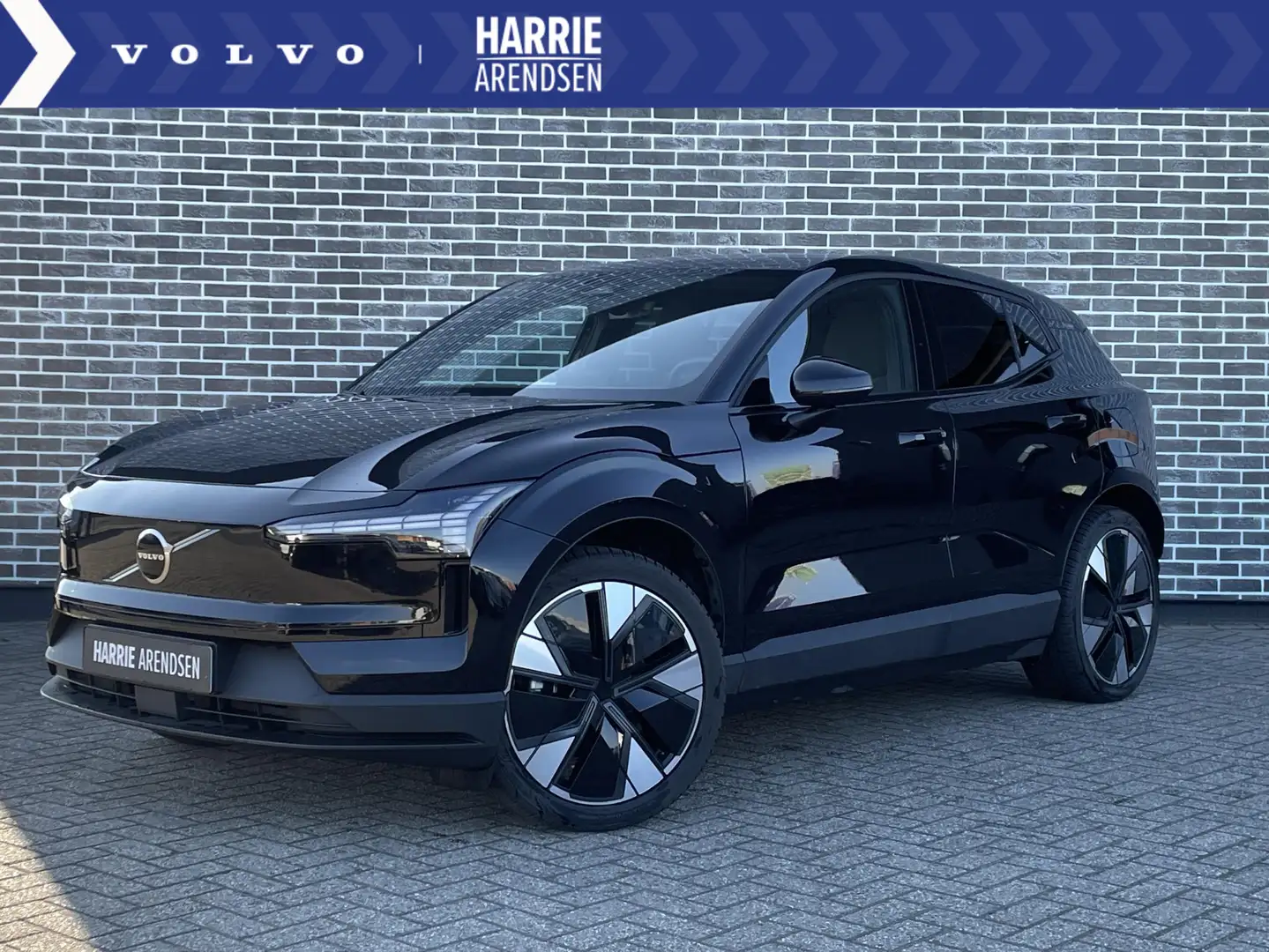 Volvo EX30 Single Motor Extended Range Plus 69 kWh | 20" velg Zwart - 1
