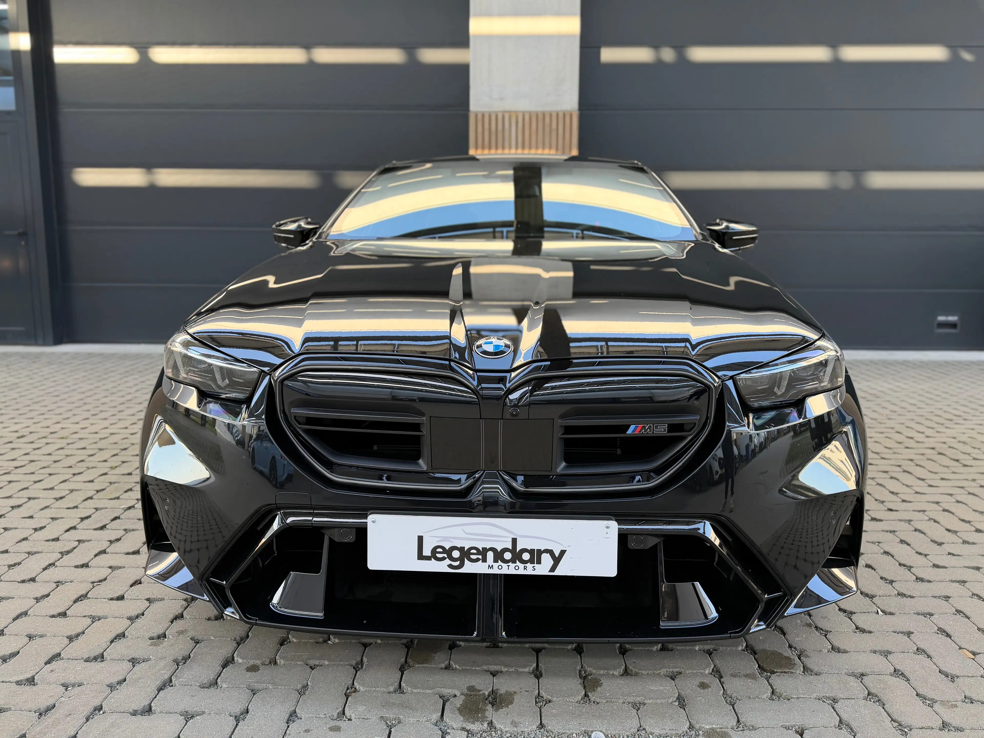 BMW M5 M5 PHEV 4.4 AS (535 kW) — photo 8