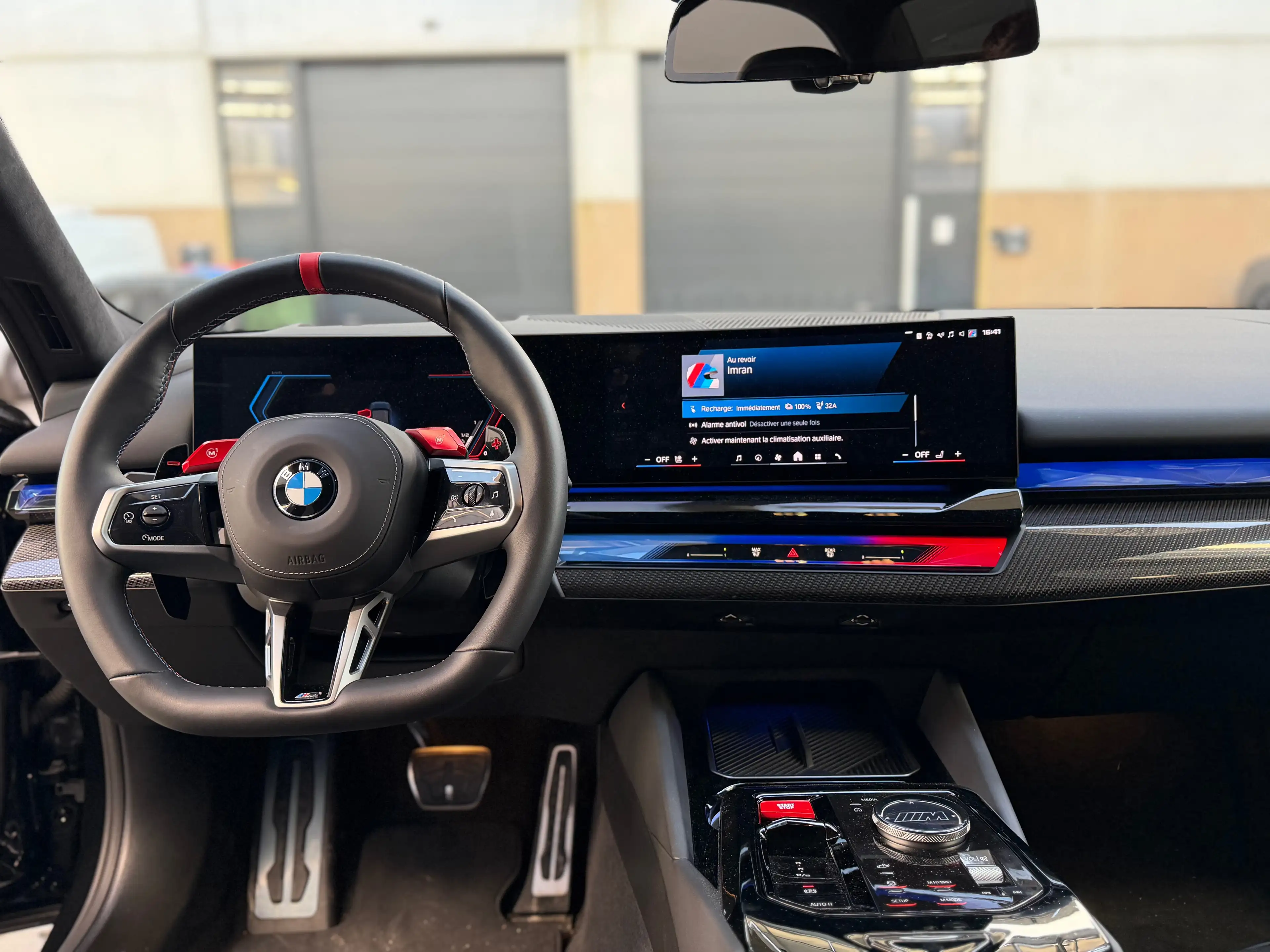 BMW M5 M5 PHEV 4.4 AS (535 kW) — photo 15