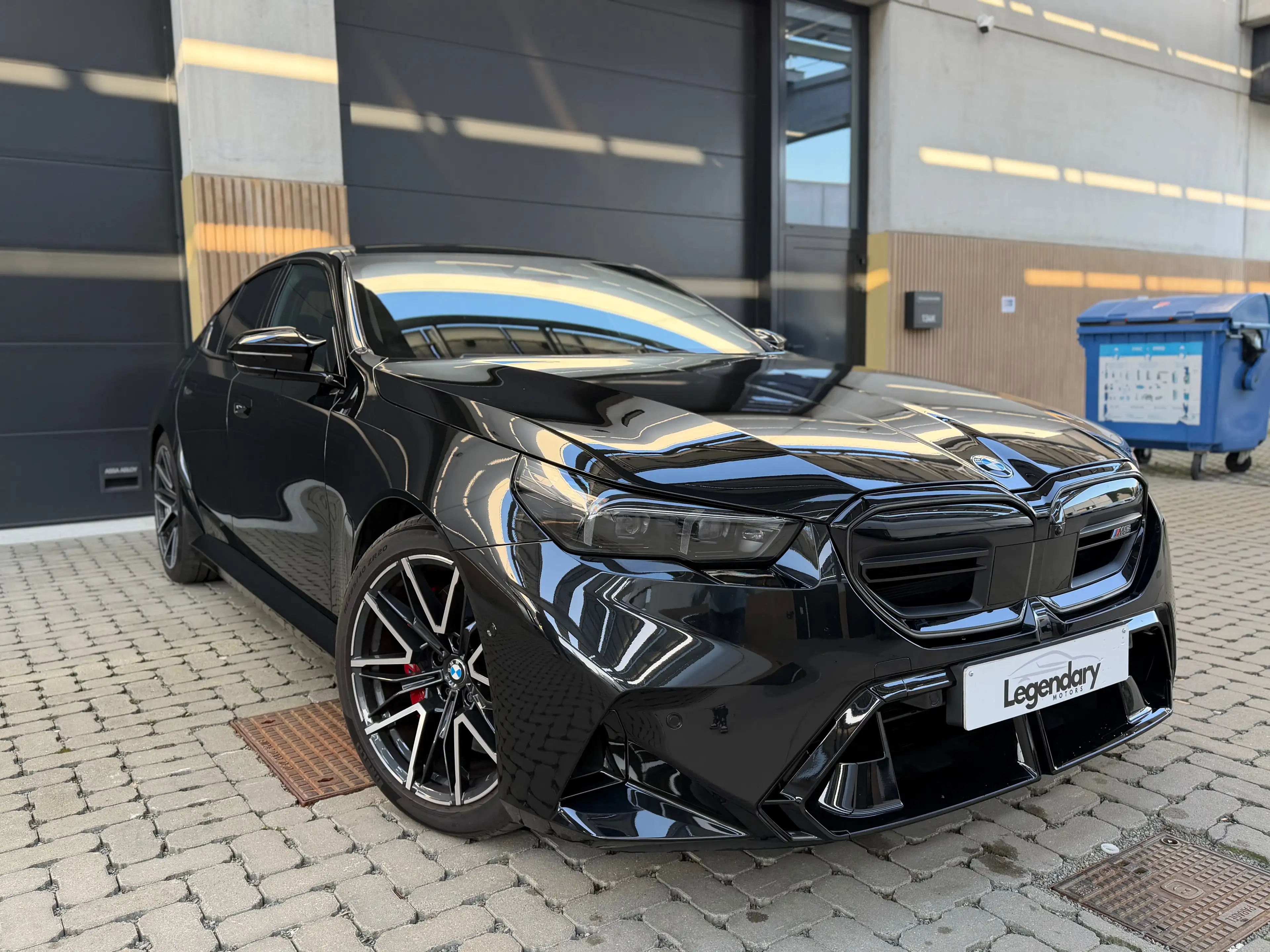 BMW M5 M5 PHEV 4.4 AS (535 kW) — photo 7
