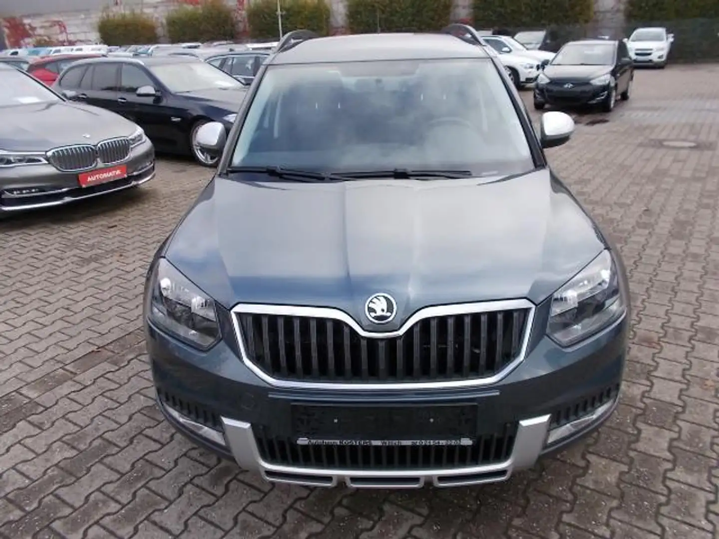 Skoda Yeti Actuve Outdoor, AHK, SHZ, zus.WR Grau - 2