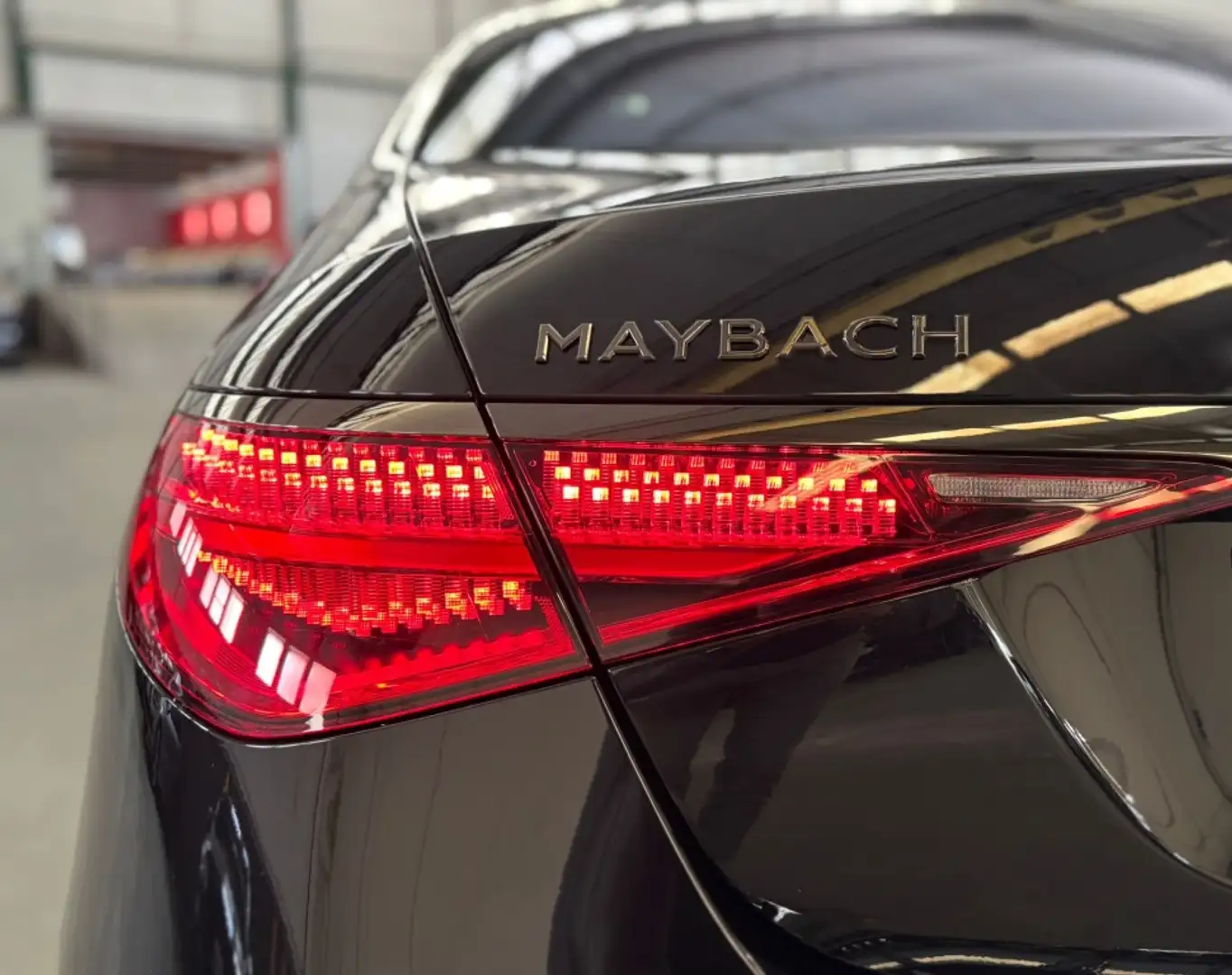 Mercedes-Benz S 580 Maybach e Negro - 2