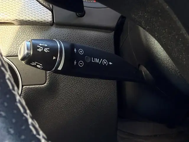 Mercedes-Benz B-Class view 17