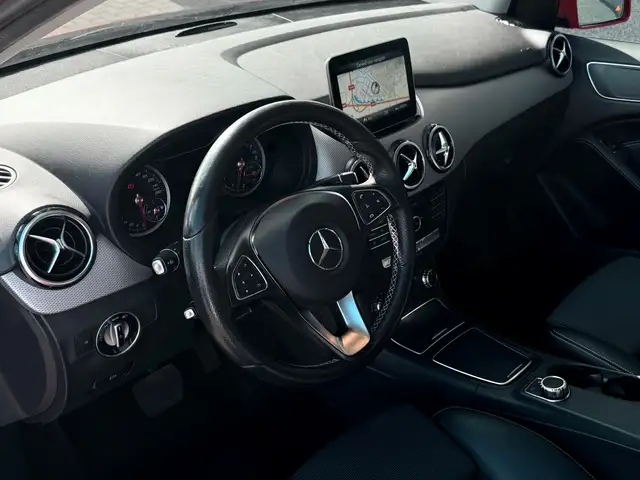 Mercedes-Benz B-Class view 2
