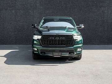 2026 5.7L V8 HEMI! RAM 1500 Limited €88950 Serrano Green Metallic + RAMBOX