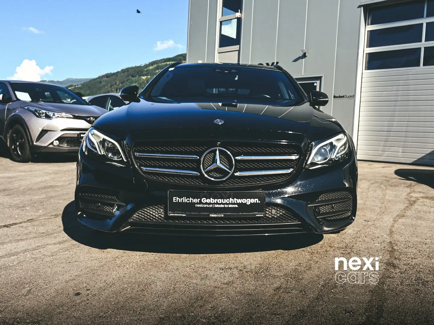 Mercedes-Benz E 220 220 d 4MATIC T AMG Line|Pano|Burmester|LED|AHK Schwarz - 2