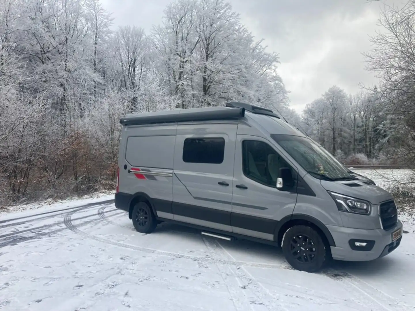 Ford Transit Bus LMC Šedá - 1