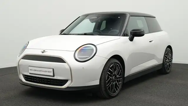 MINI Cooper E Favoured Trim