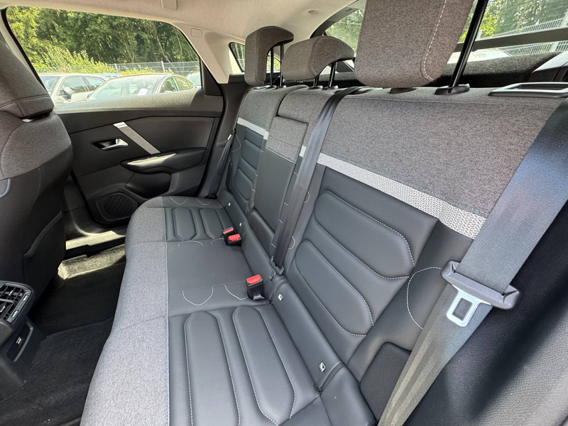 Citroen C4 1,5d*Teilleder*Keyless*Navi*Klima* — photo 14
