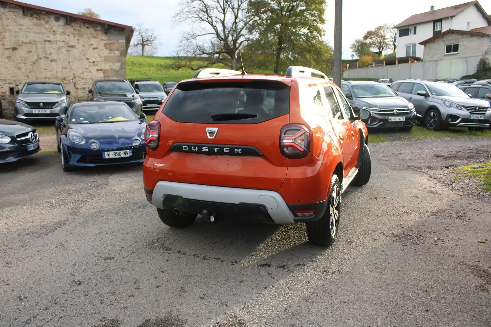 Dacia Duster PRESTIGE LUXE 1L5 BLUEDCI 115 BOITE 6V RÉGULATEUR BLUETOOTH CAMÉRA GPS ATTELAGE Orange - 2