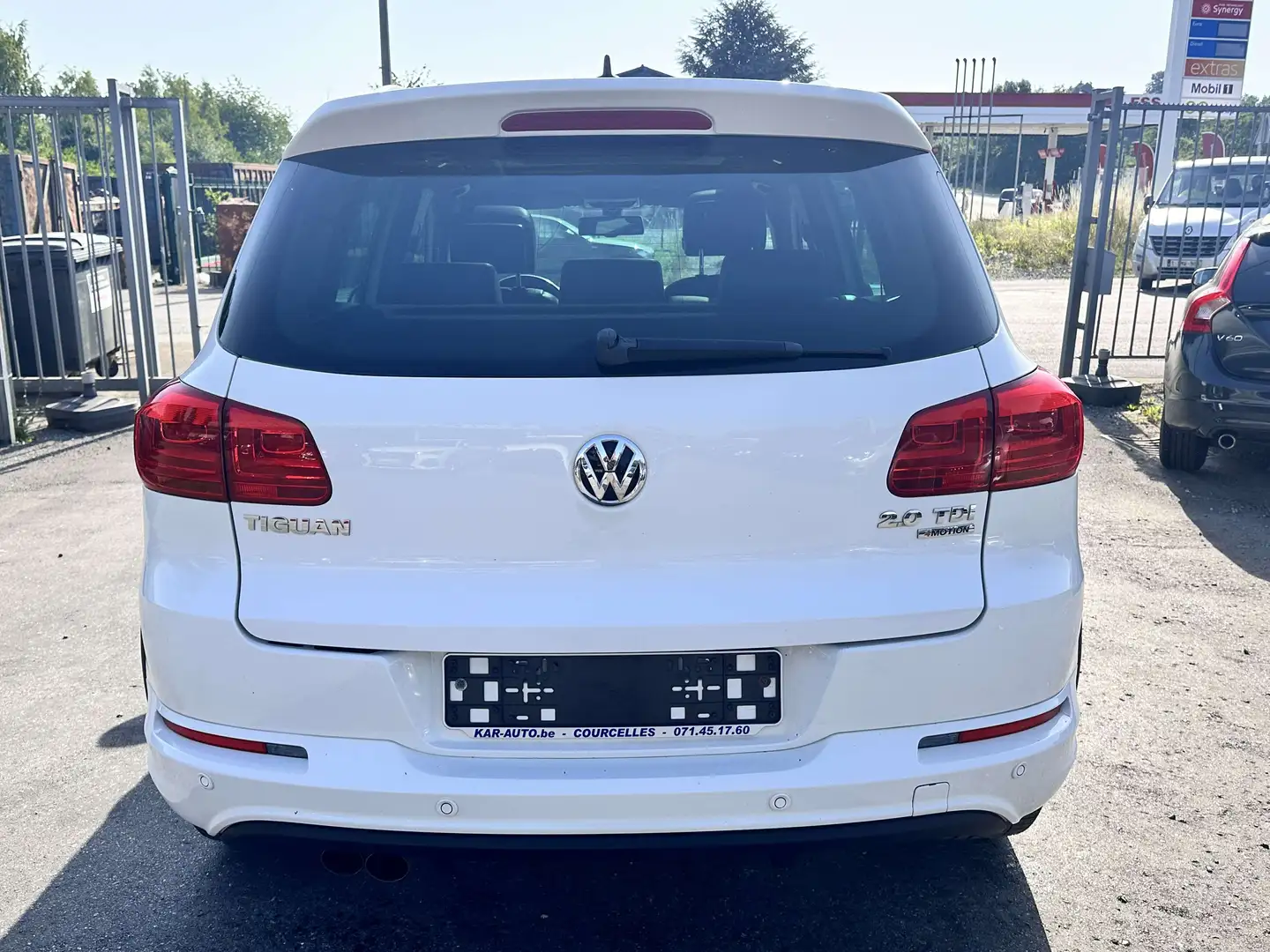 Volkswagen Tiguan Tiguan2.0TDi 4MotionAUTOMRLINE*CUIR*TOIT PANO*GPS* Blanc - 2
