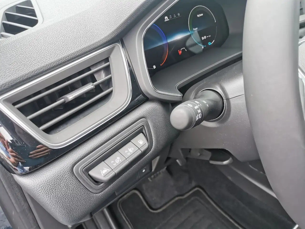 Mitsubishi ASX 2024 — фото 12
