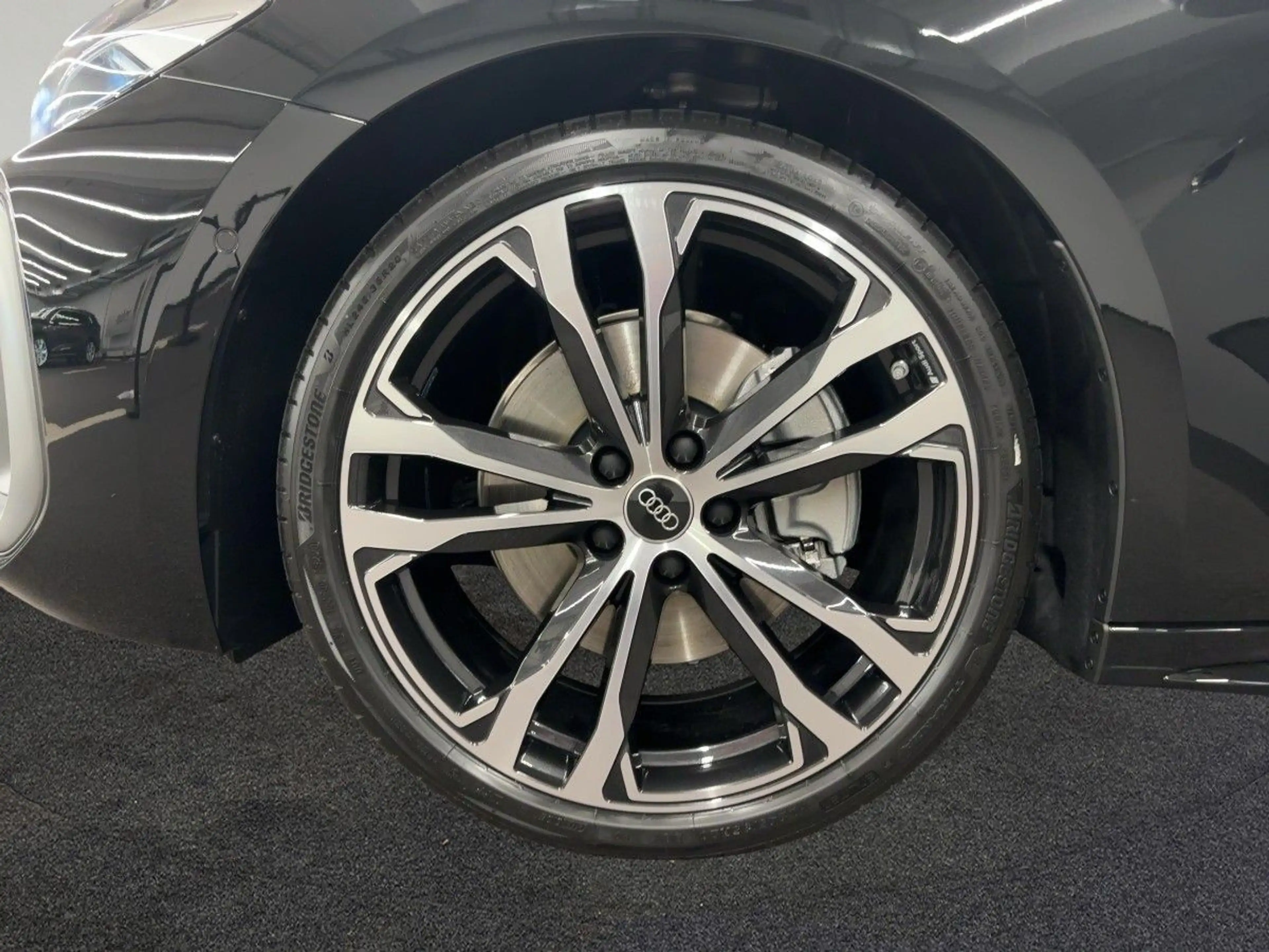 Audi A5 TDI quattro S tronic — photo 12