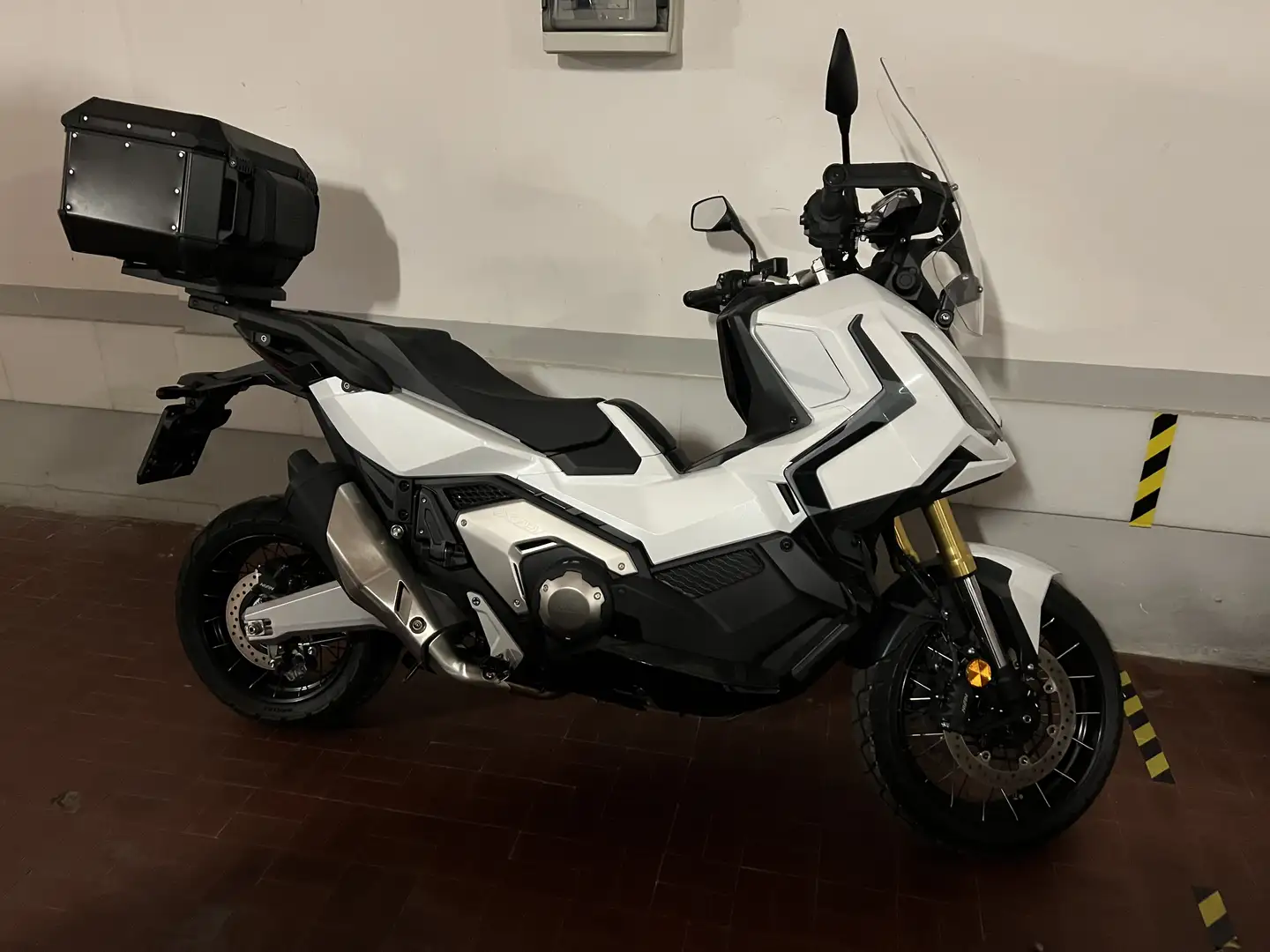 Honda X-ADV ABS - DCT Bianco - 1
