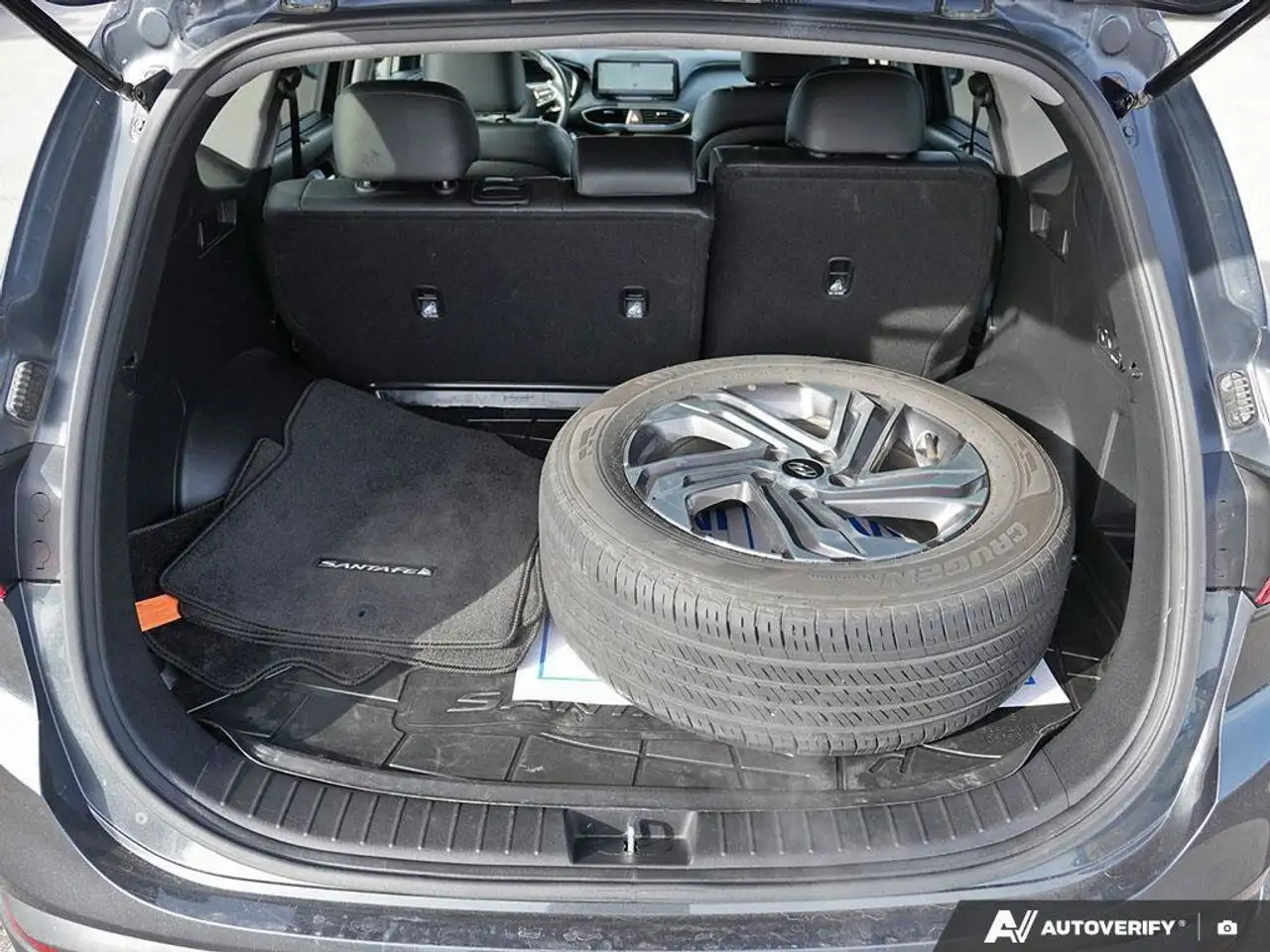 Hyundai SANTA FE снимка Hyundai SANTA FE