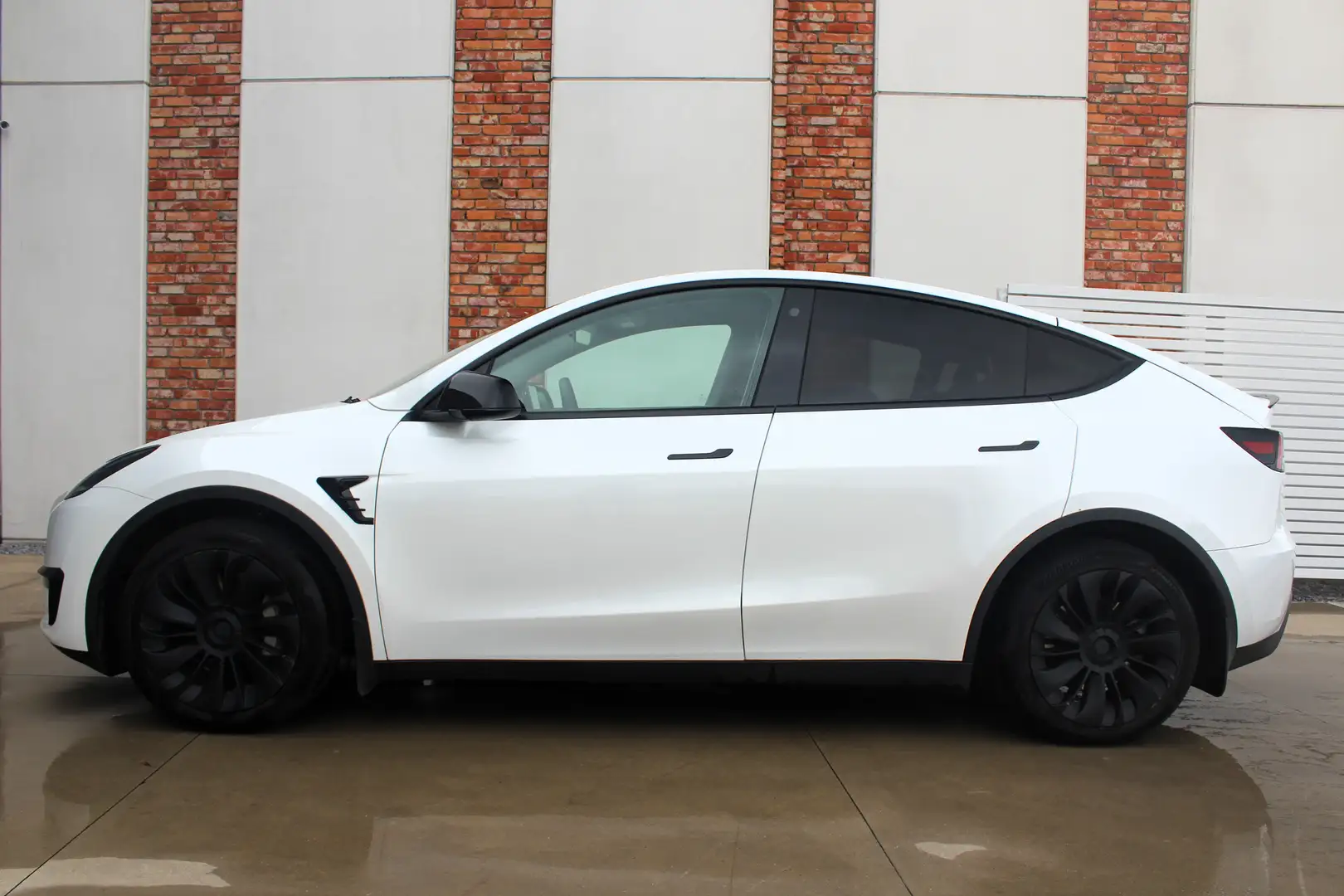 Tesla Model Y RWD 60KW WHITE Wit - 1