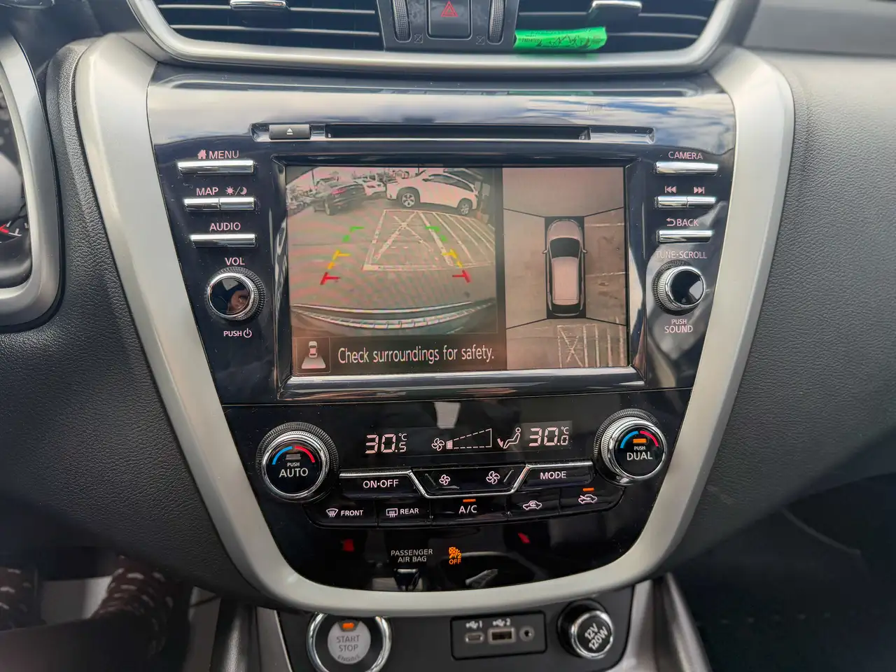 Nissan Murano снимка Nissan Murano