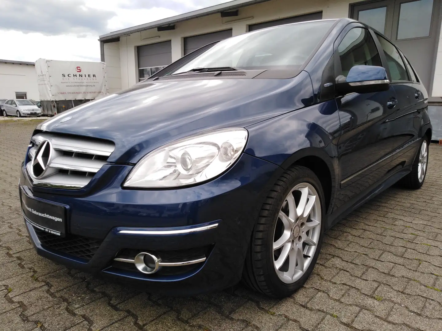 Mercedes-Benz B 180 TOP-ZUSTAND !! MEGA - VOLL !! - 1