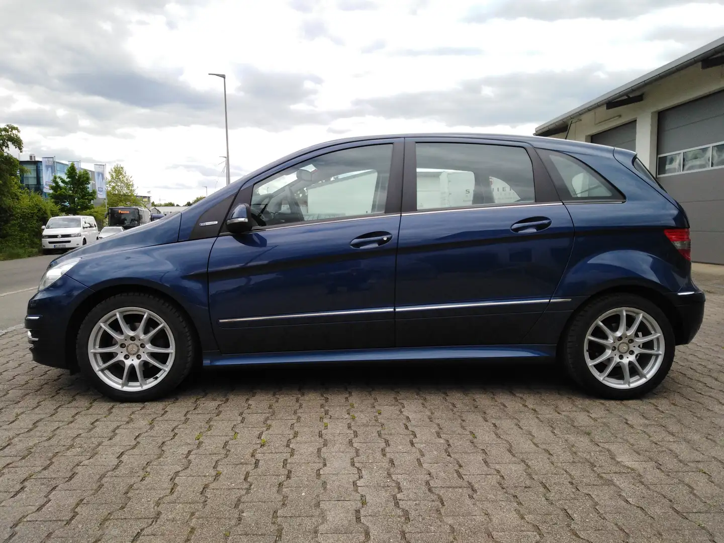 Mercedes-Benz B 180 TOP-ZUSTAND !! MEGA - VOLL !! - 2